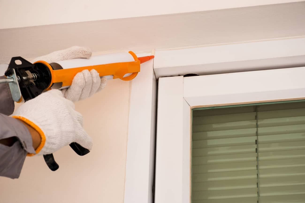 Силд эйр каустик. Air sealing. Polyurethane foam. Герметизация пластиковых окон. Sealed air.